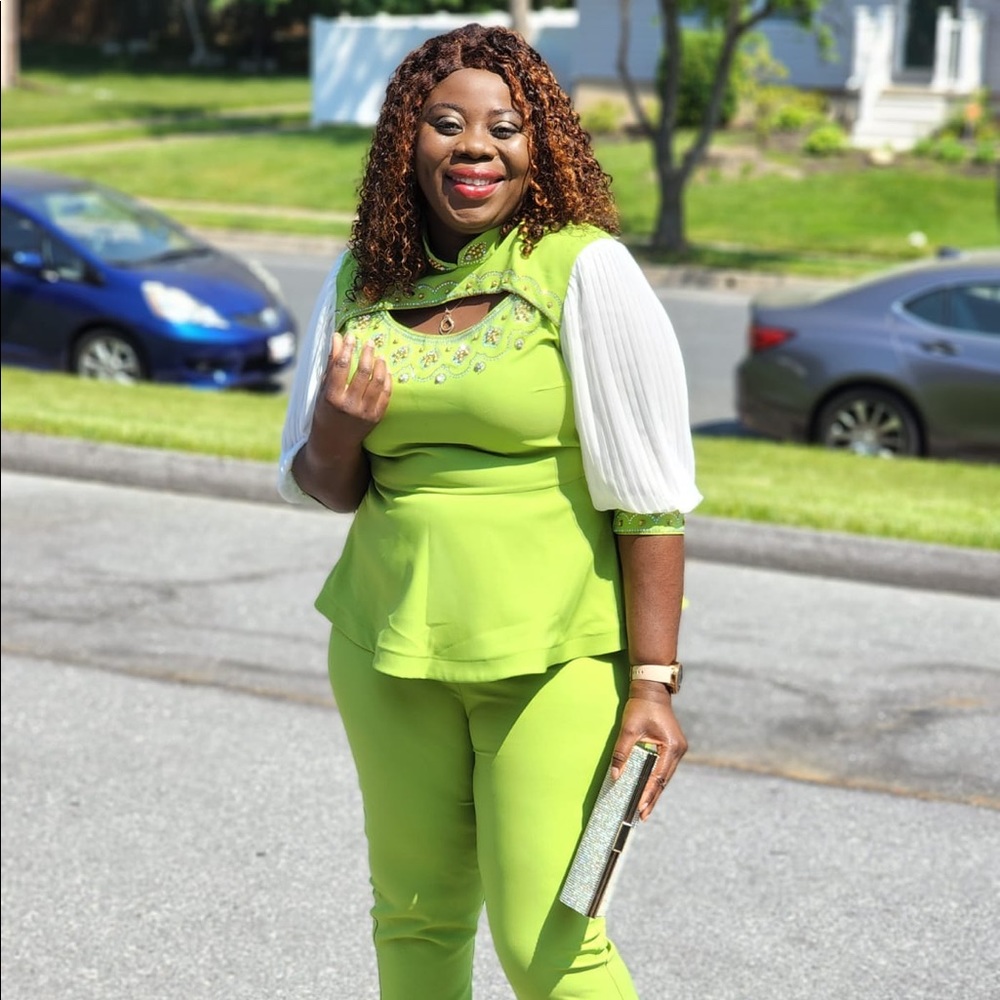 Two pieces top and pant with 3/4 chiffon sleeve